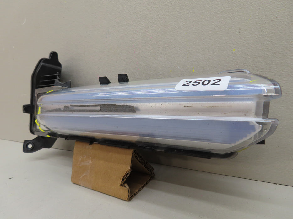 2017-2021 PORSCHE PANAMERA FRONT RIGHT PASSENGER DAYTIME/ TURN SIGNAL LIGHT OEM
