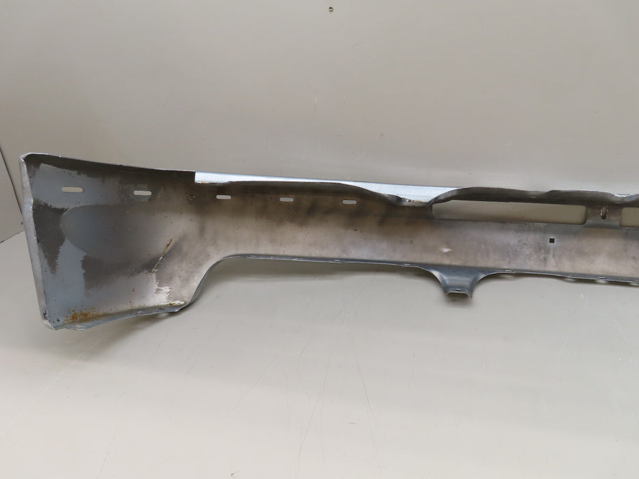 2000-2006 CHEVROLET TAHOE/SUBURBAN FRONT BUMPER METAL OEM