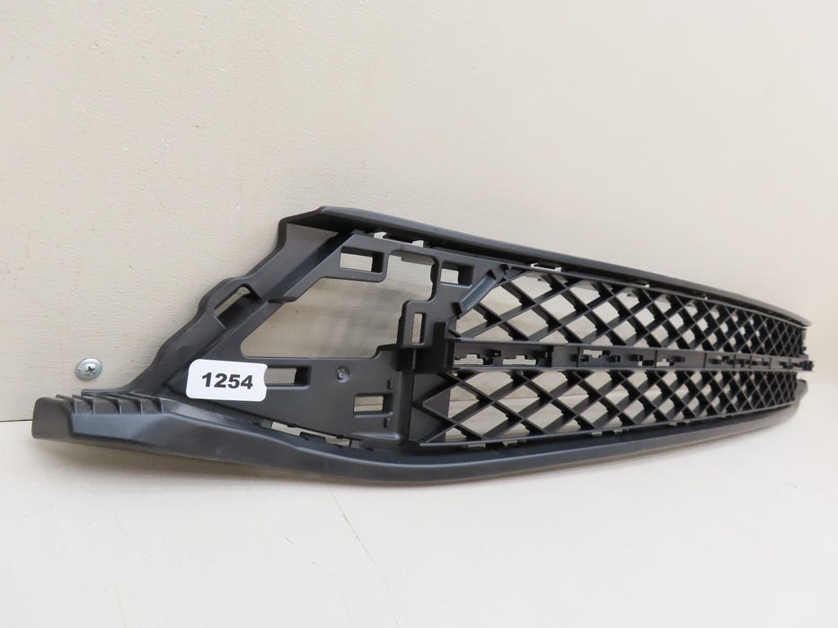 2011-2013 HONDA ODYSSEY  FRONT BUMPER LOWER GRILLE OEM 71102-TK8-A5