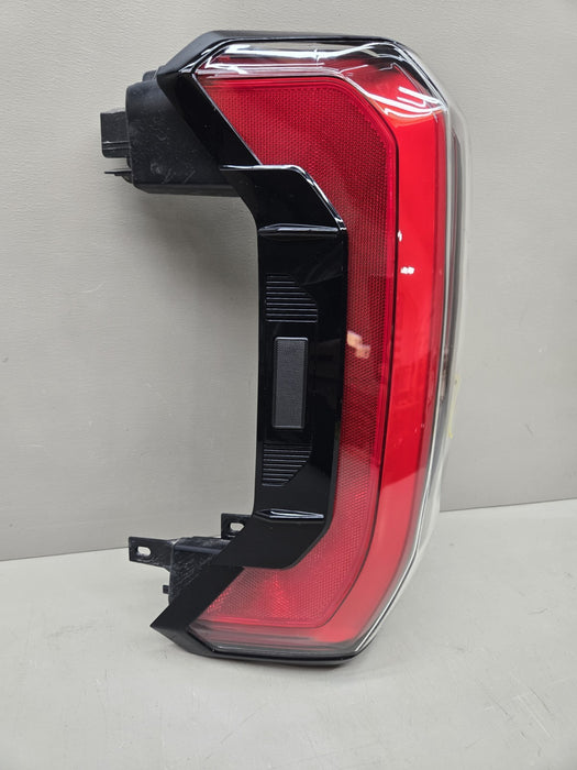 2022 2023 TOYOTA TUNDRA REAR LEFT LH TAIL LIGHT LAMP LED OEM W/GATE BUTTON