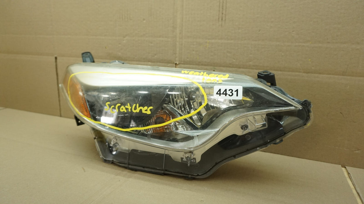 2014-2016 TOYOTA COROLLA FRONT RIGHT PASSENGER SIDE HEADLIGHT HALOGEN OEM 947449
