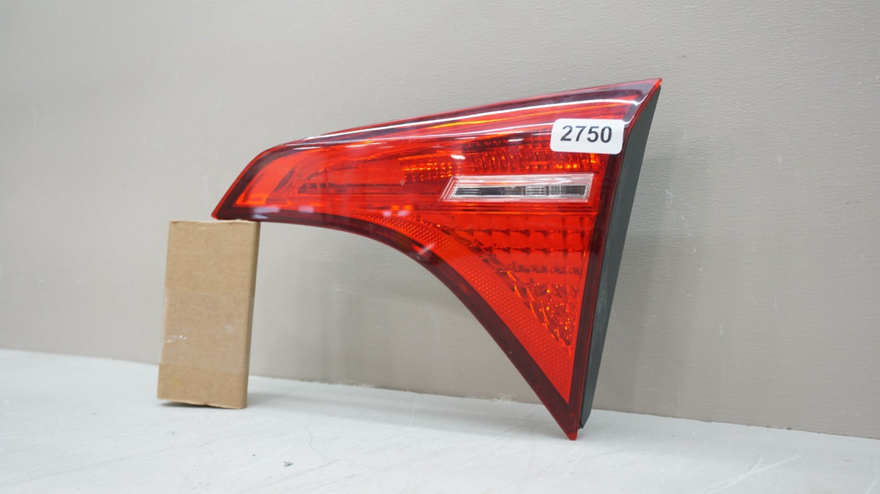 2017-2019 TOYOTA COROLLA REAR RIGHT PASSENGER SIDE INNER TAIL LIGHT OEM