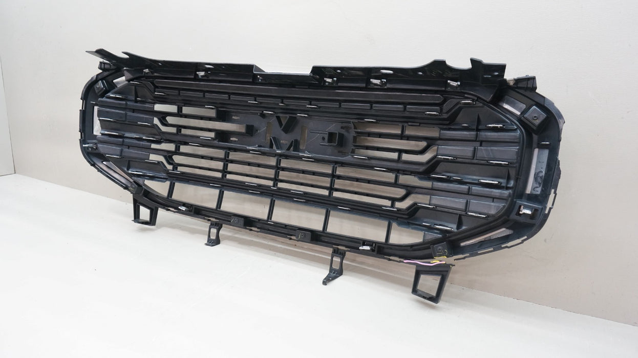 2018-2021 GMC TERRAIN FRONT RADIATOR GRILLE GRILL 23196294 OEM