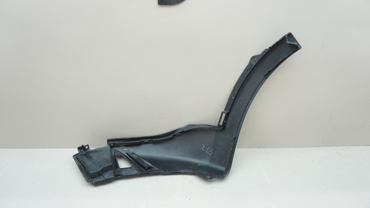 2019-2020 KIA SORENTO FRONT RIGHT PASSENGER SIDE BUMPER TRIM MOLDING 86586-C6500