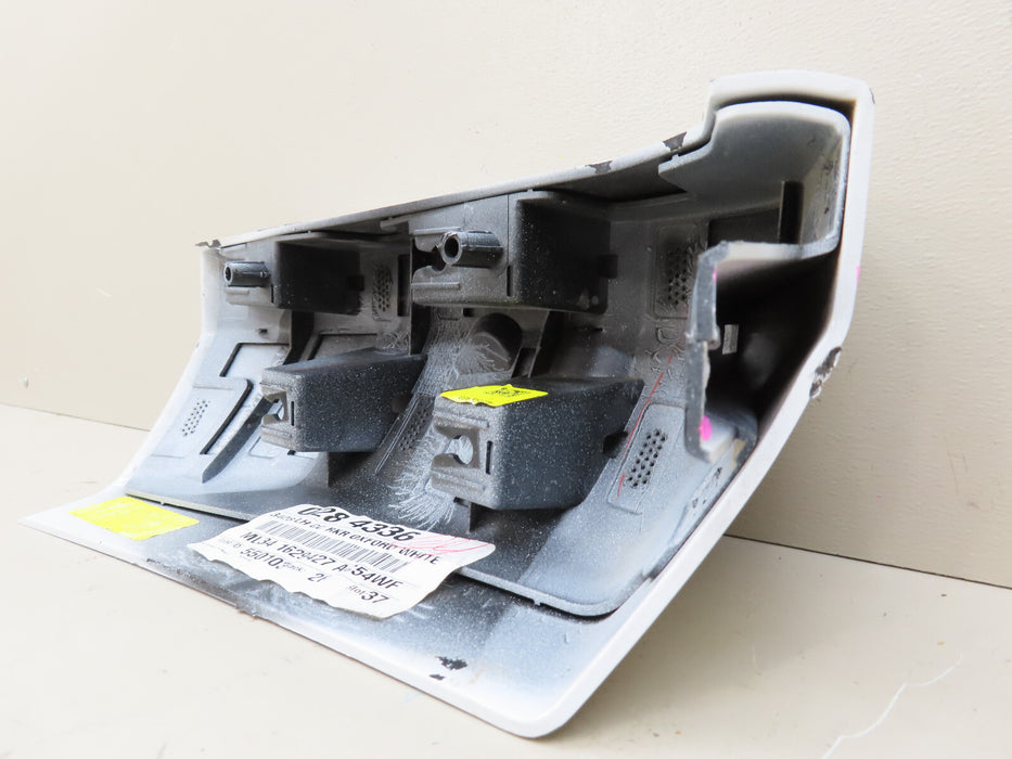 2021-2023 FORD F150 F-150 REAR LEFT CORNER BODY CAP MOLDING OEM ML34-1629427-AC
