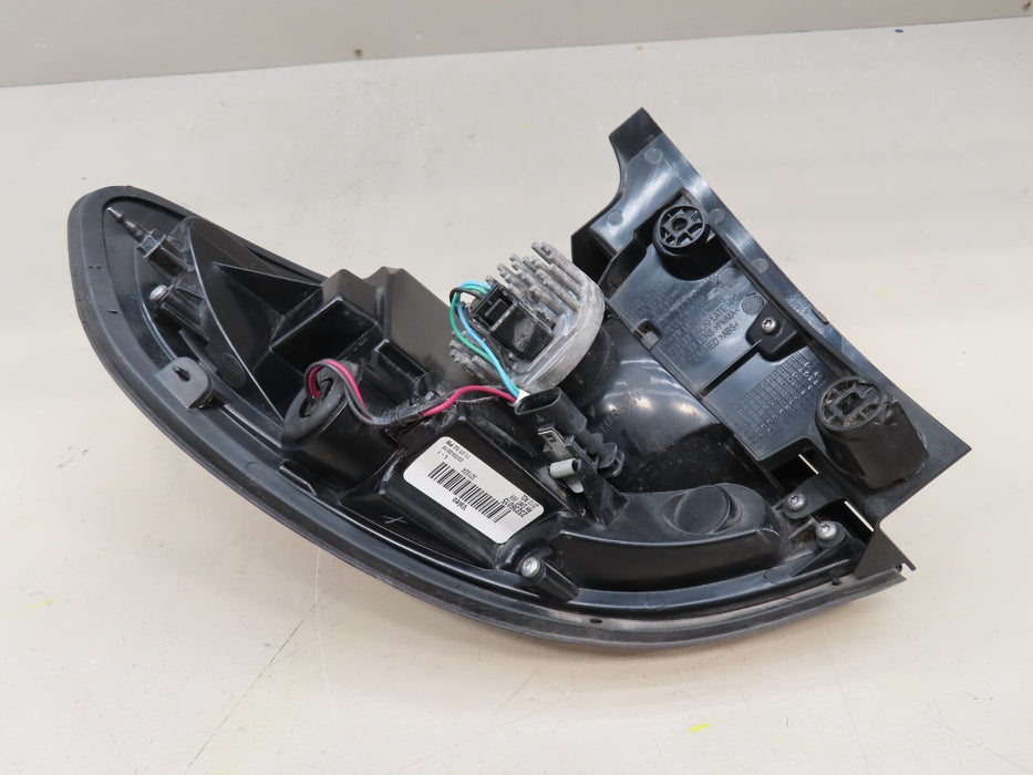 2013-2016 GMC ACADIA REAR RIGHT OUTER TAIL LIGHT BRAKE STOP LAMP OEM 23236015