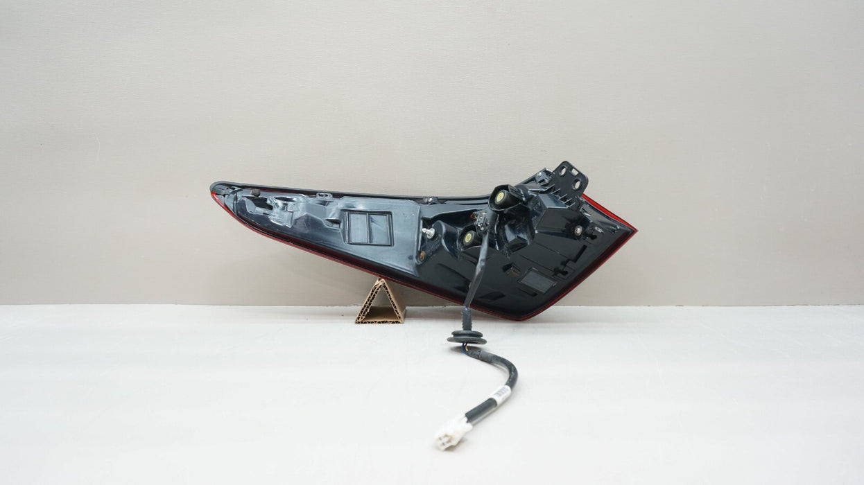 2019-2023 LEXUS ES350 ES300H REAR RIGHT LED TAIL LIGHT OEM