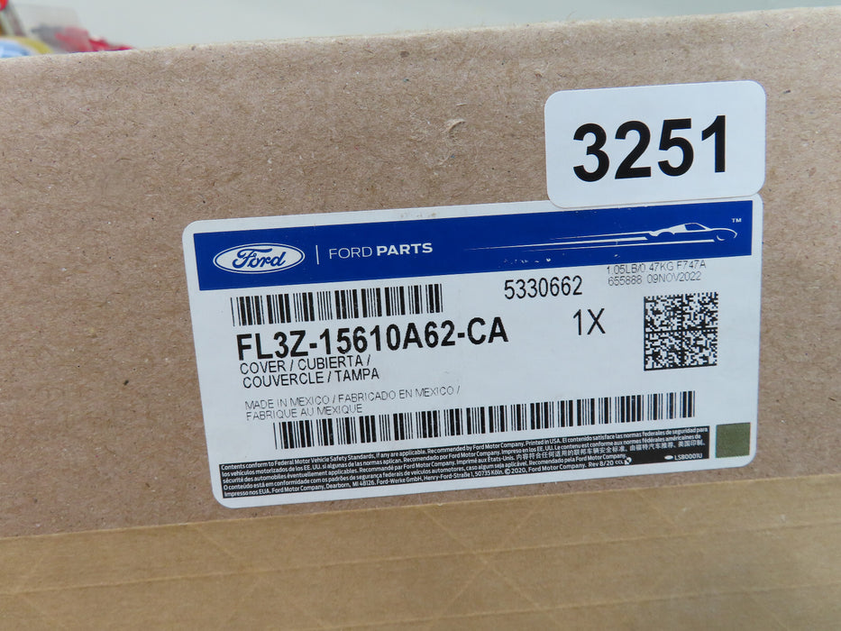 2015-2020 FORD F-250 F-350 SUPER DUTY GENUINE HEADREST COVER OEM FL3Z-15610A62