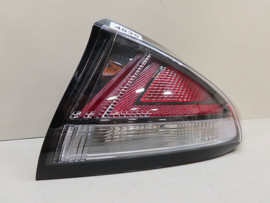 2020-2022 HYUNDAI IONIQ REAR RIGHT PASSENGER SIDE TAIL LIGHT OUTER OEM