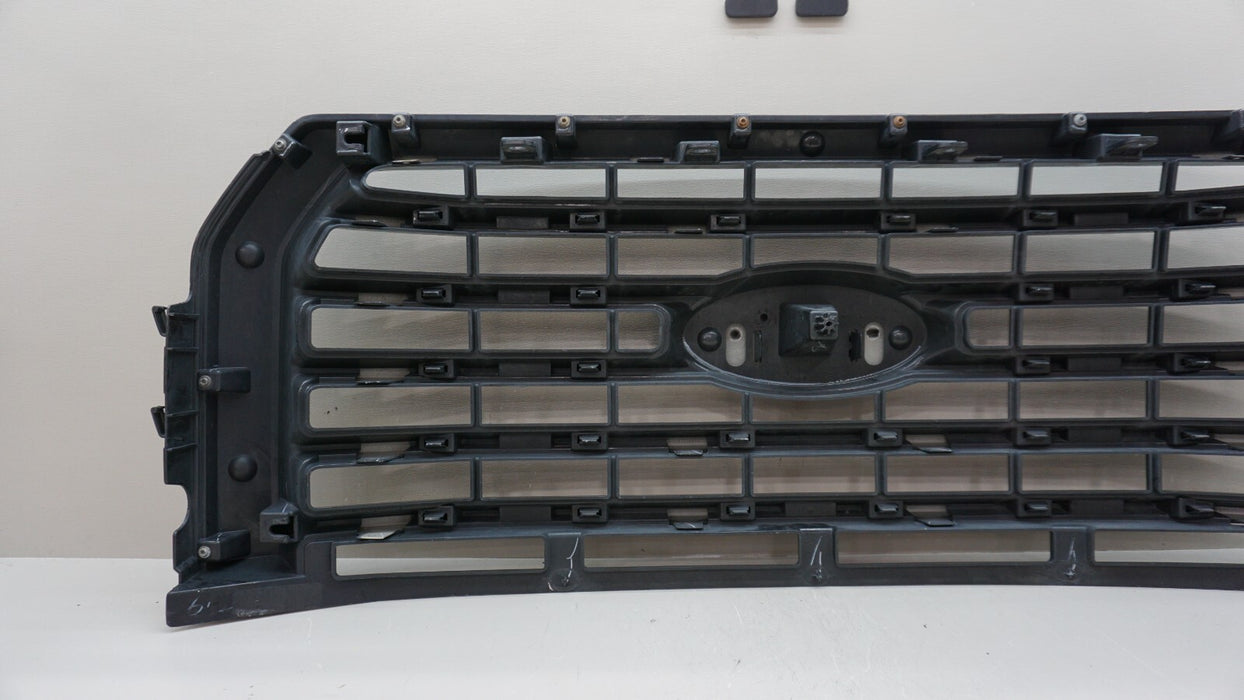 2015-2017 FORD F150 FRONT CENTER RADIATOR GRILLE OEM FL348200