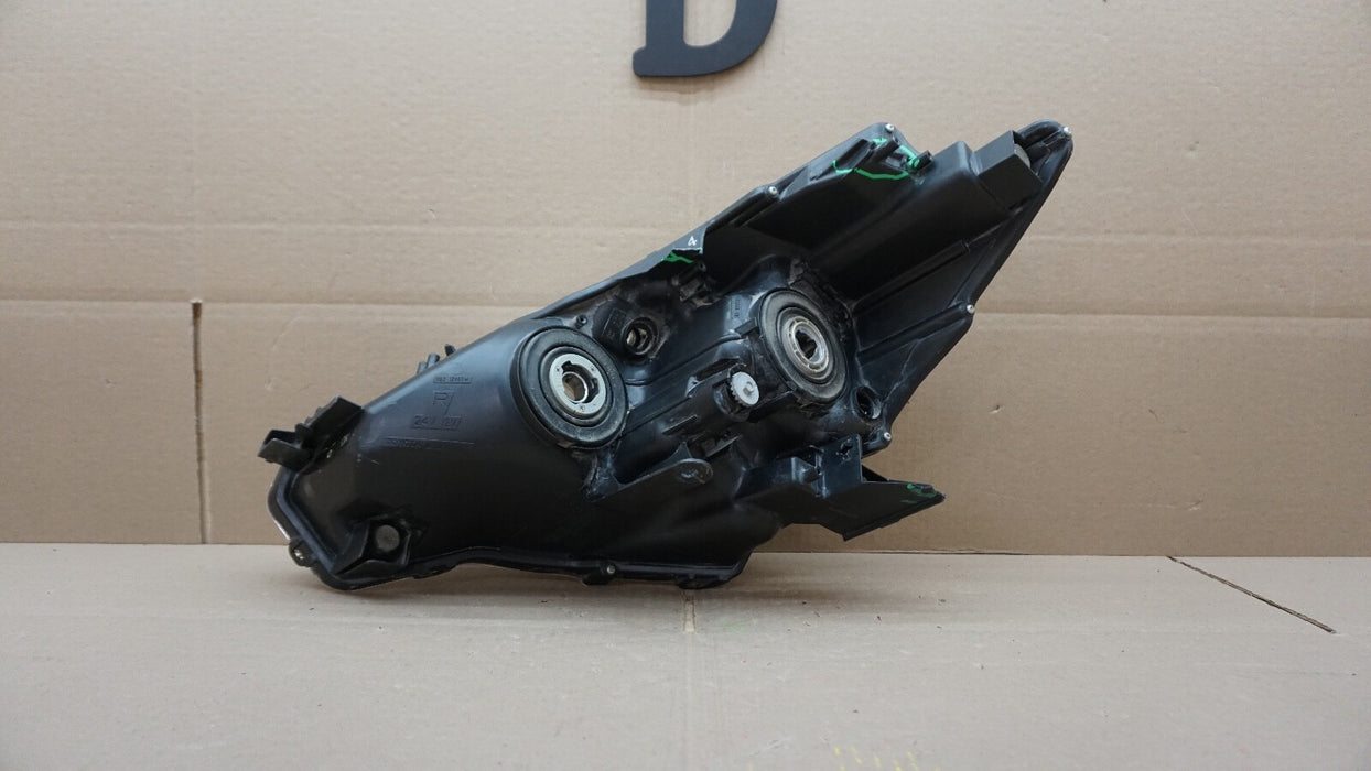 2012-2014 TOYOTA PRIUS V FRONT RH RIGHT PASSENGER SIDE HEADLIGHT OEM