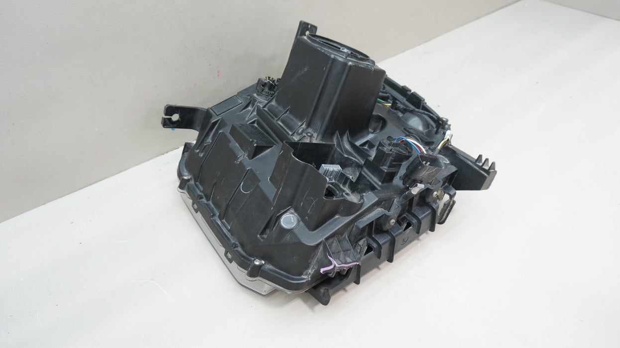 2014-2019 GMC SIERRA 1500 2500 3500 RIGHT SIDE HALOGEN HEADLIGHT OEM 23268191