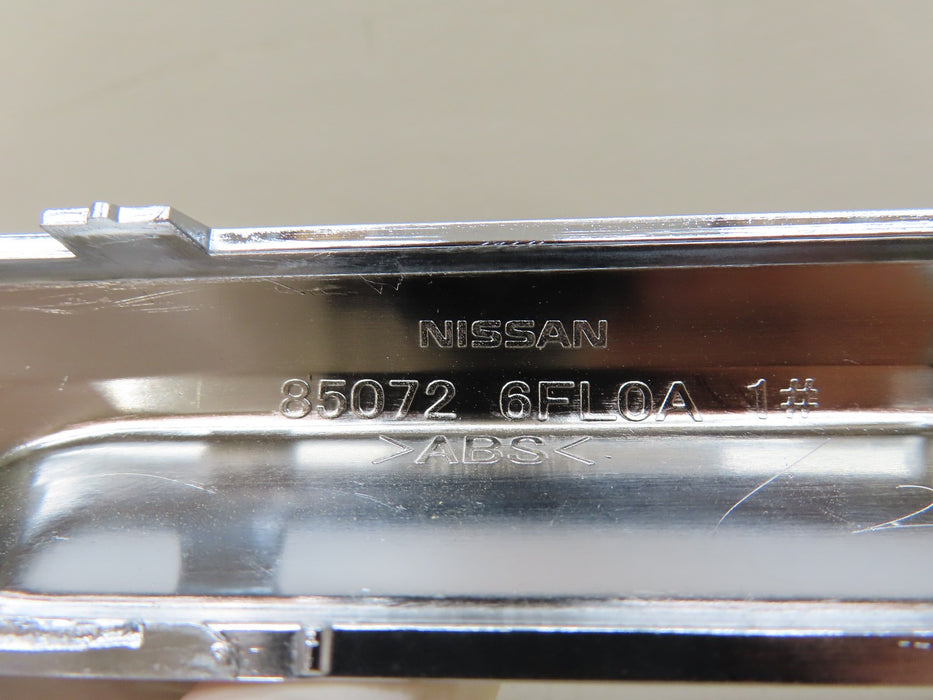 2017-2020 NISSAN ROGUE REAR BUMPER MOLDING OEM