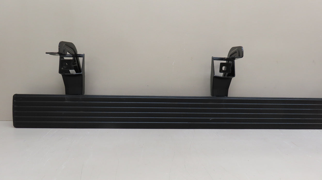 2020-2025 CHEVROLET/GMC SILVERADO-SIERRA 2500 3500 SIDE RUNNING BOARD OEM