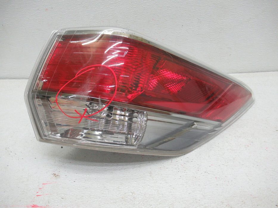 2014-2016 TOYOTA HIGHLANDER REAR PASSENGER SIDE TAIL LIGHT BRAKE STOP LAMP OEM