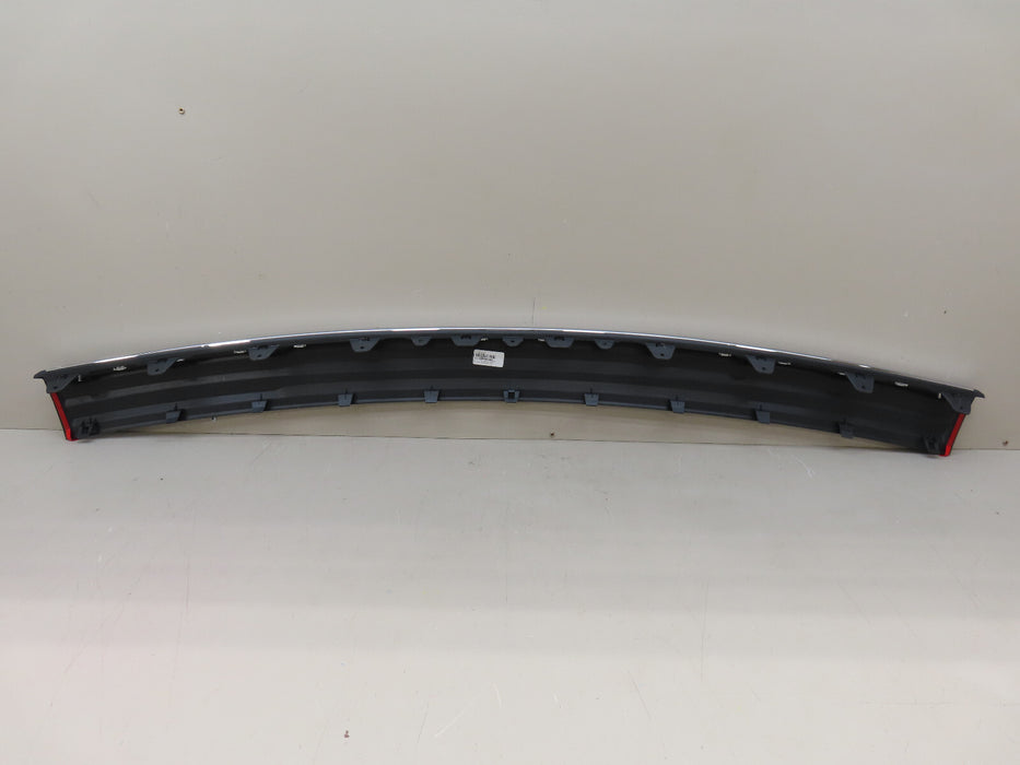 2015-2020 CHEVROLET TAHOE GMC YUKON REAR BUMPER STEP PLATE COVER OEM 29936468