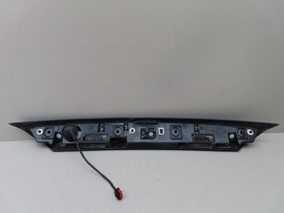 2014-2019 FORD FIESTA REAR TRUNK LID MOLDING TRIM PANEL LICENSE LIGHT OEM