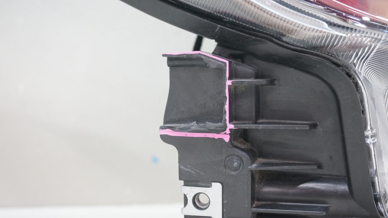 2020-2022 SUBARU LEGACY OUTBACK FRONT RIGHT PASSENGER SIDE HEADLIGHT LED OEM