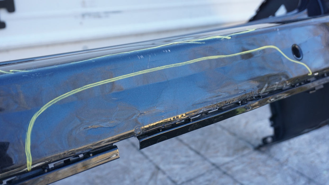 2017-2018 CHRYSLER PACIFICA REAR BUMPER COVER 5RP28TRMA OEM