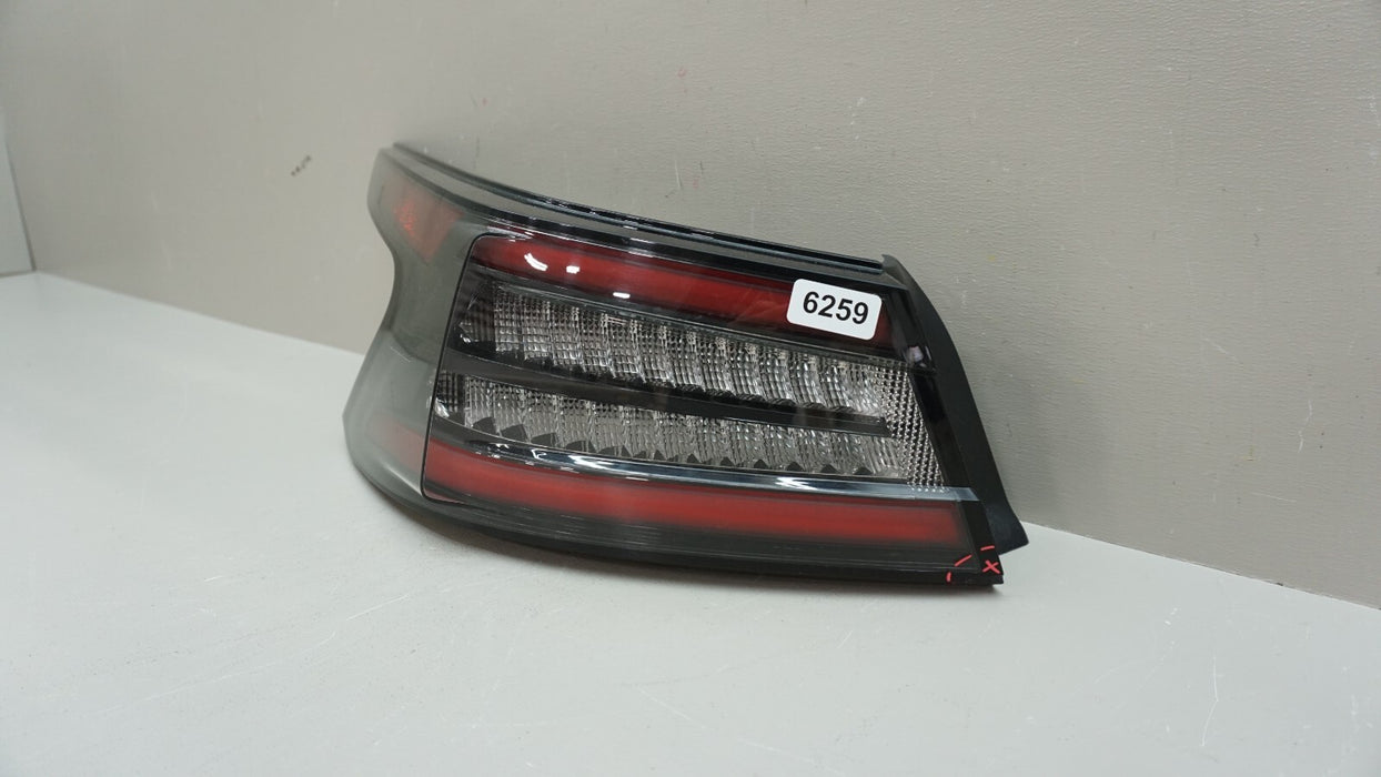 2019-2023 NISSAN MAXIMA REAR RIGHT DRIVERS SIDE TAIL LIGHT OEM 19 20 21 22 23