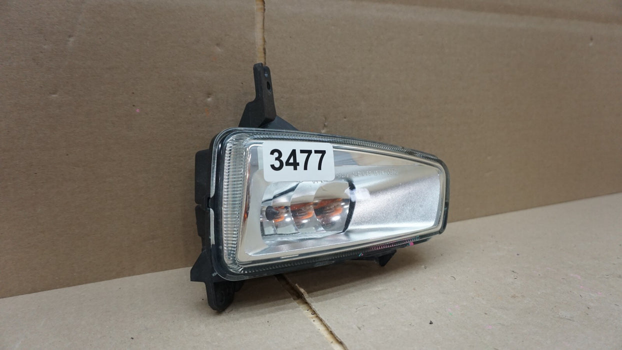 2020-2021 FORD FUSION FRONT RIGHT PASSENGERS SIDE FOG LIGHT OEM 20 21