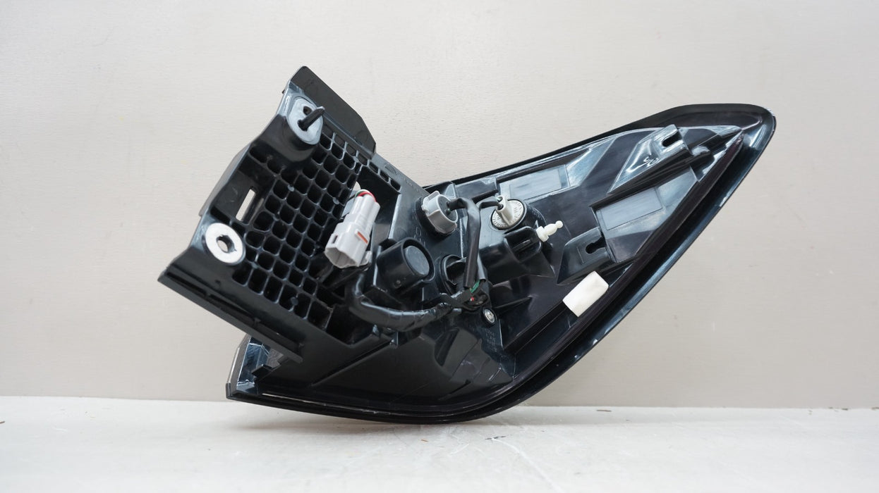 2020-2024 SUBARU LEGACY OUTBACK REAR LEFT DRIVERS SIDE TAIL LIGHT OEM