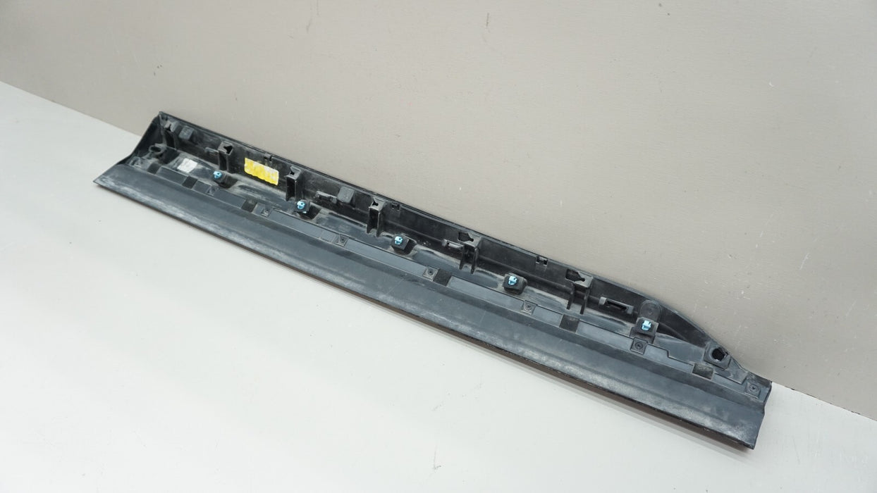 2021-2022 KIA SORENTO FRONT LEFT DOOR MOLDING TRIM OEM 87767R5300