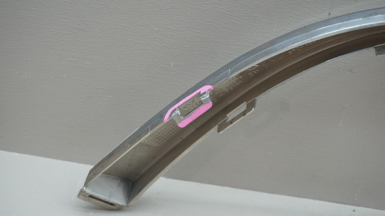 2017-2020 CHRYSLER PACIFICA FRONT GRILLE CHROME TRIM 5SD33TRMAC OEM 17 18 19 20