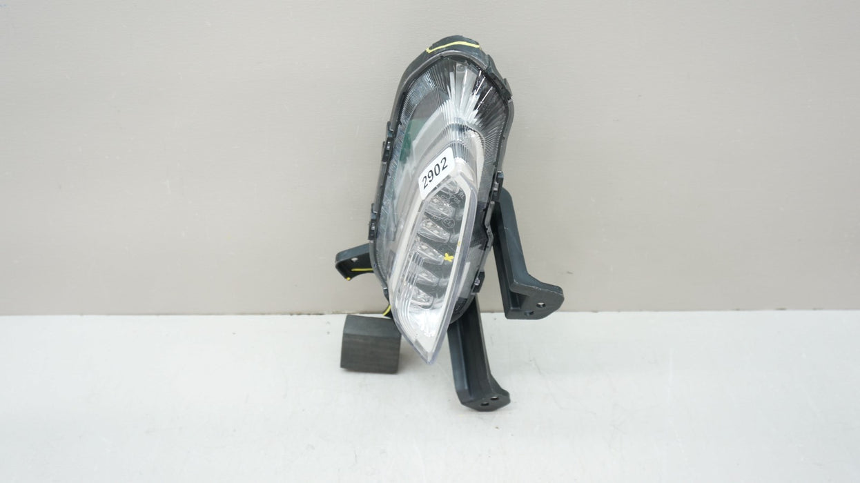 2018-2020 HYUNDAI ELANTRA GT FRONT RIGHT DAYTIME RUNNING LIGHT OEM 92208G3101