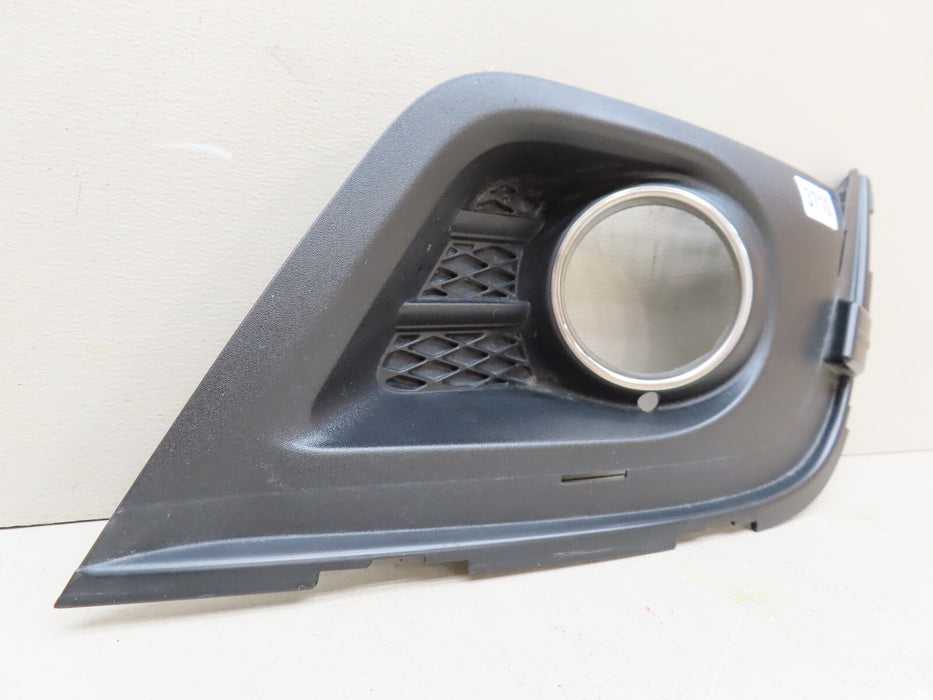2016 2017 2018 BUICK ENVISION FRONT RIGHT PASSENGER FOG LIGHT COVER BEZEL OEM