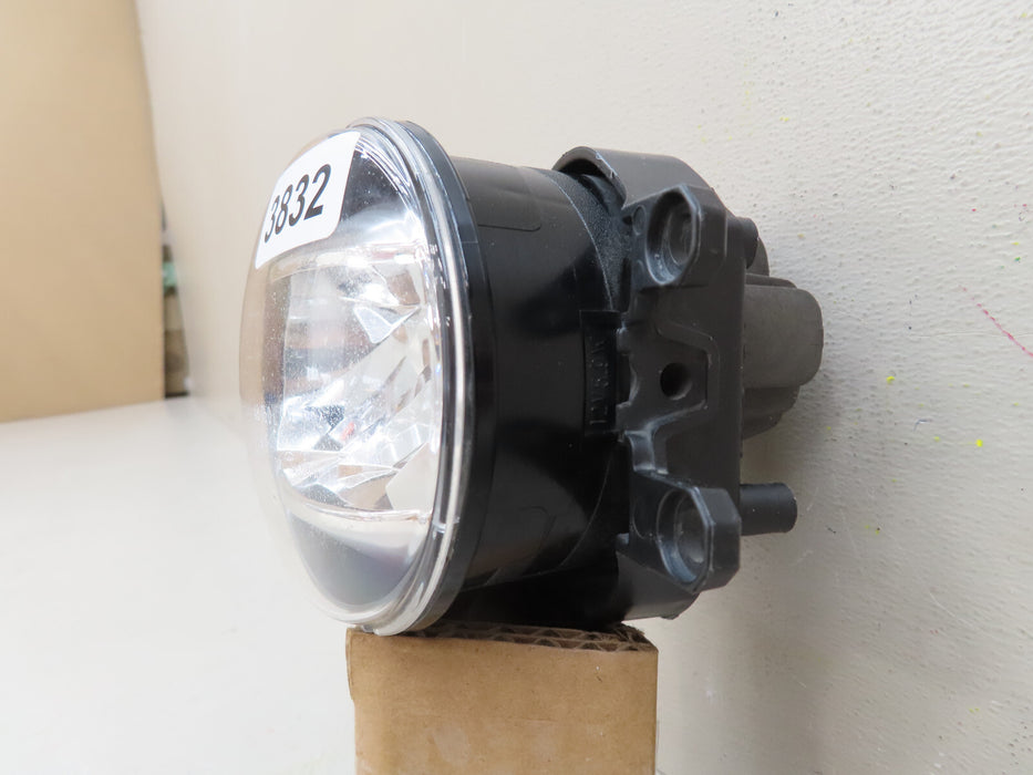 2014 2015 2016  LEXUS IS250 IS350 FRONT LEFT DRIVER FOG LIGHT LED OEM