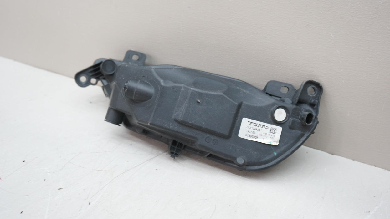 2016-2024 VOLVO XC60 XC90 FRONT RIGHT PASSENGER SIDE FOG LIGHT OEM 31395866