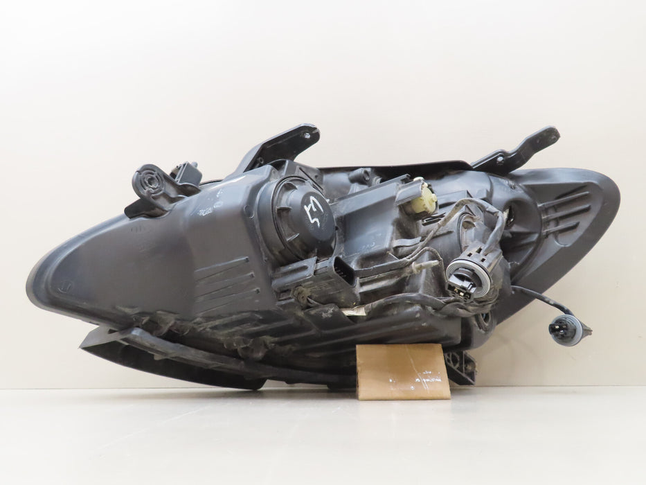 2013-2016 BUICK ENCORE RIGHT PASSENGER SIDE HEADLIGHT OEM 42359596