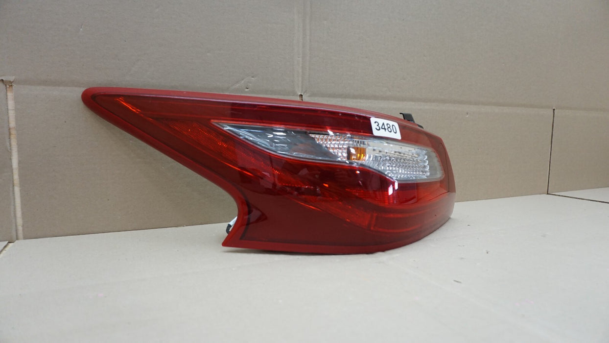 2016-2018 NISSAN ALTIMA REAR LEFT DRIVERS TAIL LIGHT OEM 16 17 18