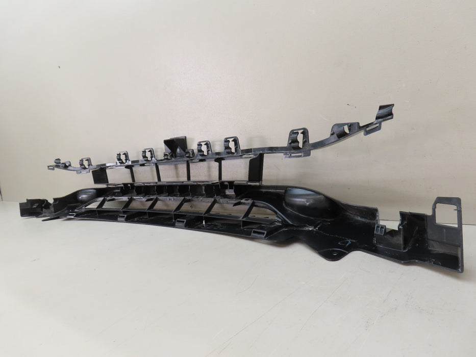 2014-2017 BMW 4 SERIES F32 F33 F36 FRONT AIR INTAKE CENTER INSERT OEM 5111729483