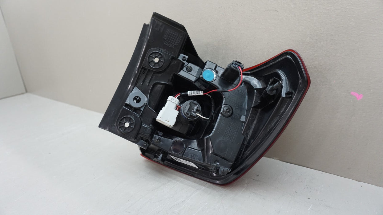 2017-2019 GMC ACADIA REAR LEFT DRIVER SIDE OUTER TAIL LIGHT OEM