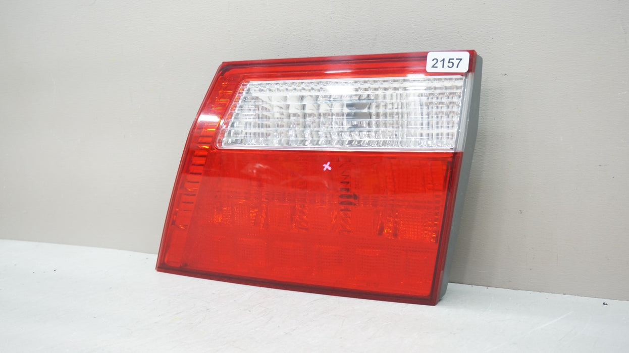 2005-2007 HONDA ODYSSEY REAR RIGHT PASSENGER SIDE INNER TAIL LIGHT OEM