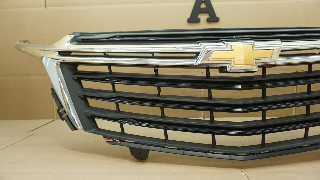 2022-2023 CHEVROLET EQUINOX FRONT BUMPER CENTER GRILL GRILLE OEM 84554600 22 23