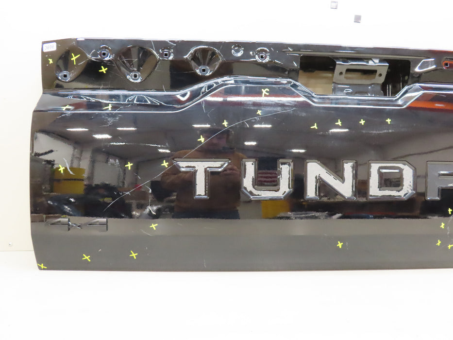 2022 2023 TOYOTA TUNDRA REAR TAIL GATE SHELL OEM