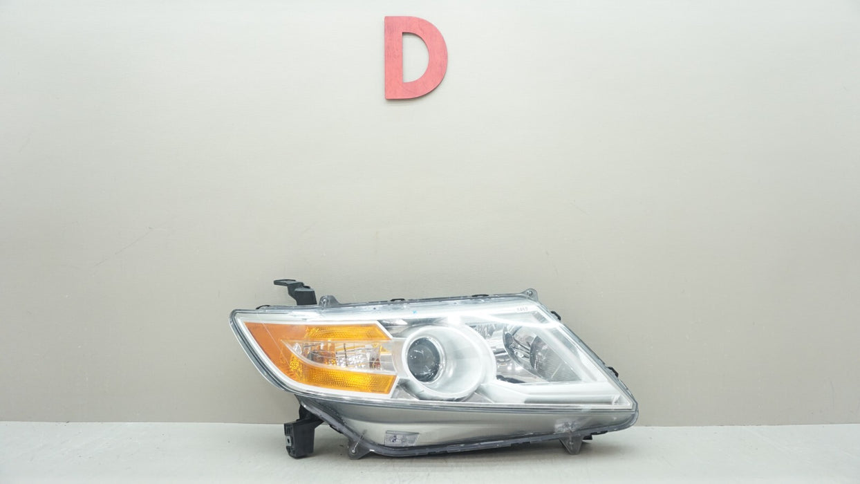 2011-2013 HONDA ODYSSEY FRONT RIGHT PASSENGER SIDE HALOGEN HEADLIGHT OEM