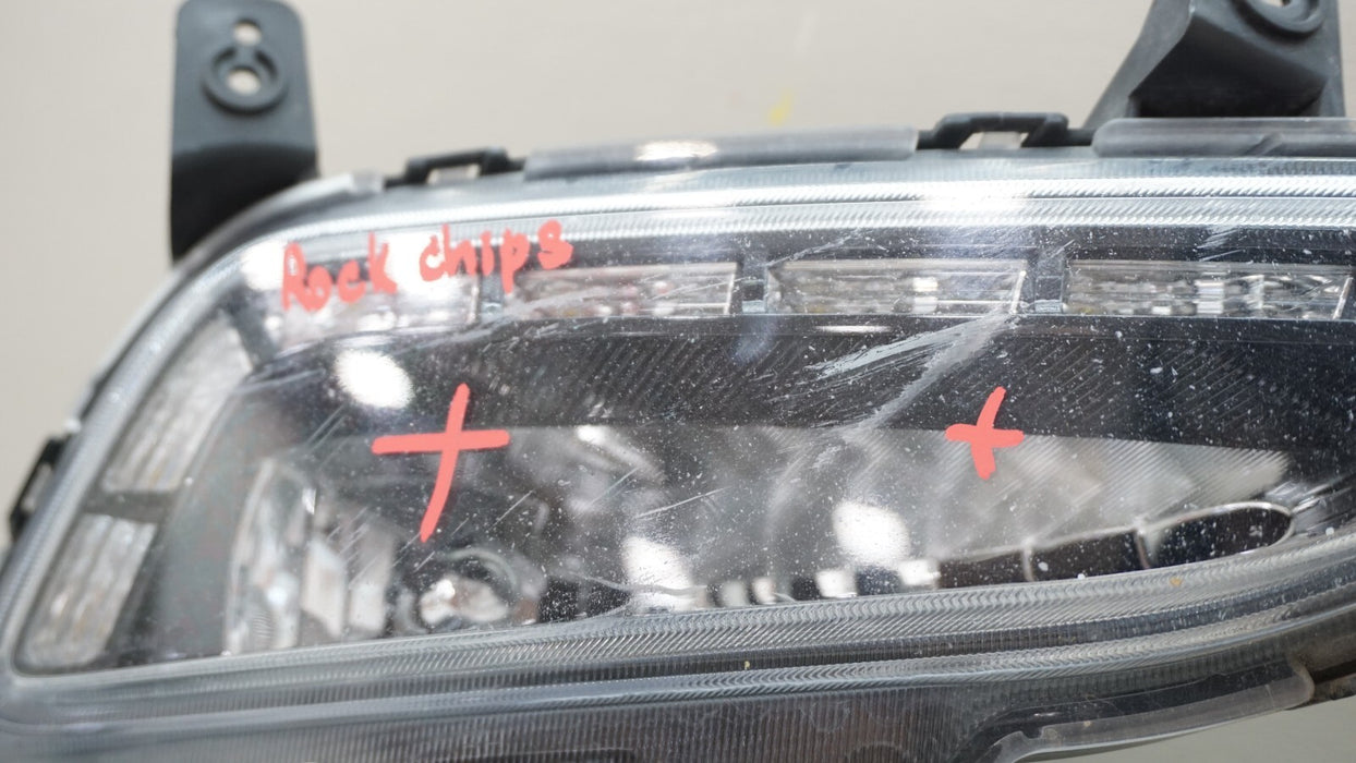 2016-2018 HYUNDAI TUCSON FRONT RIGHT PASSENGER SIDE FOG DLR LIGHT OEM