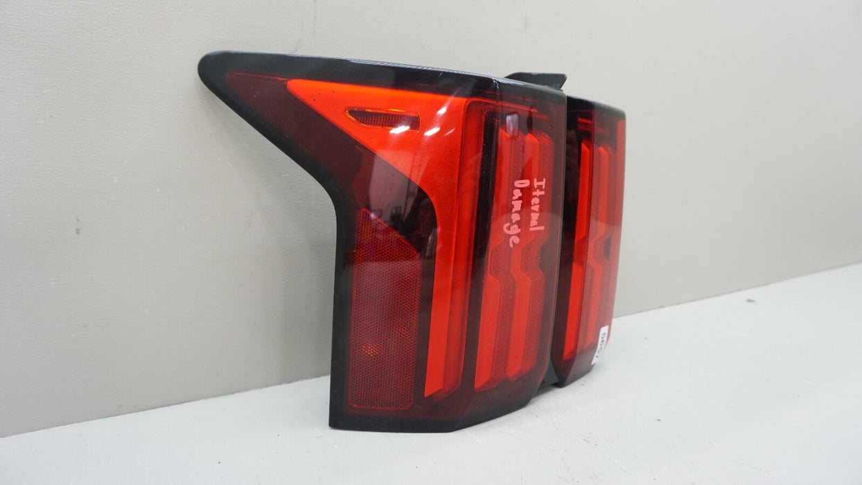 2021-2023 KIA SORENTO REAR LEFT DRIVERS SIDE TAIL LIGHT OEM 21 22 23