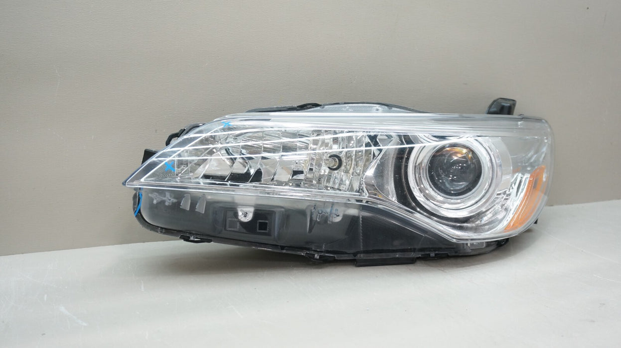 2015-2017 TOYOTA CAMRY FRONT LEFT DRIVER SIDE HALOGEN HEADLIGHT OEM
