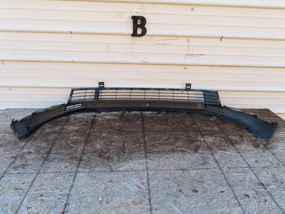 2017 2018 2019 TOYOTA HIGHLANDER FRONT BUMPER COVER OEM 52129 0E030