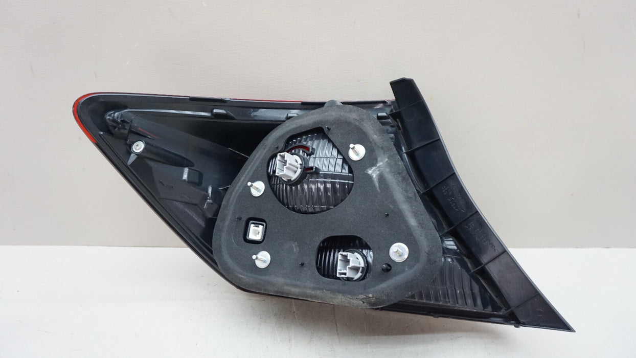 2013-2015 HONDA CIVIC SEDAN REAR RIGHT PASSENGER SIDE TAIL LIGHT OEM 13 14 15