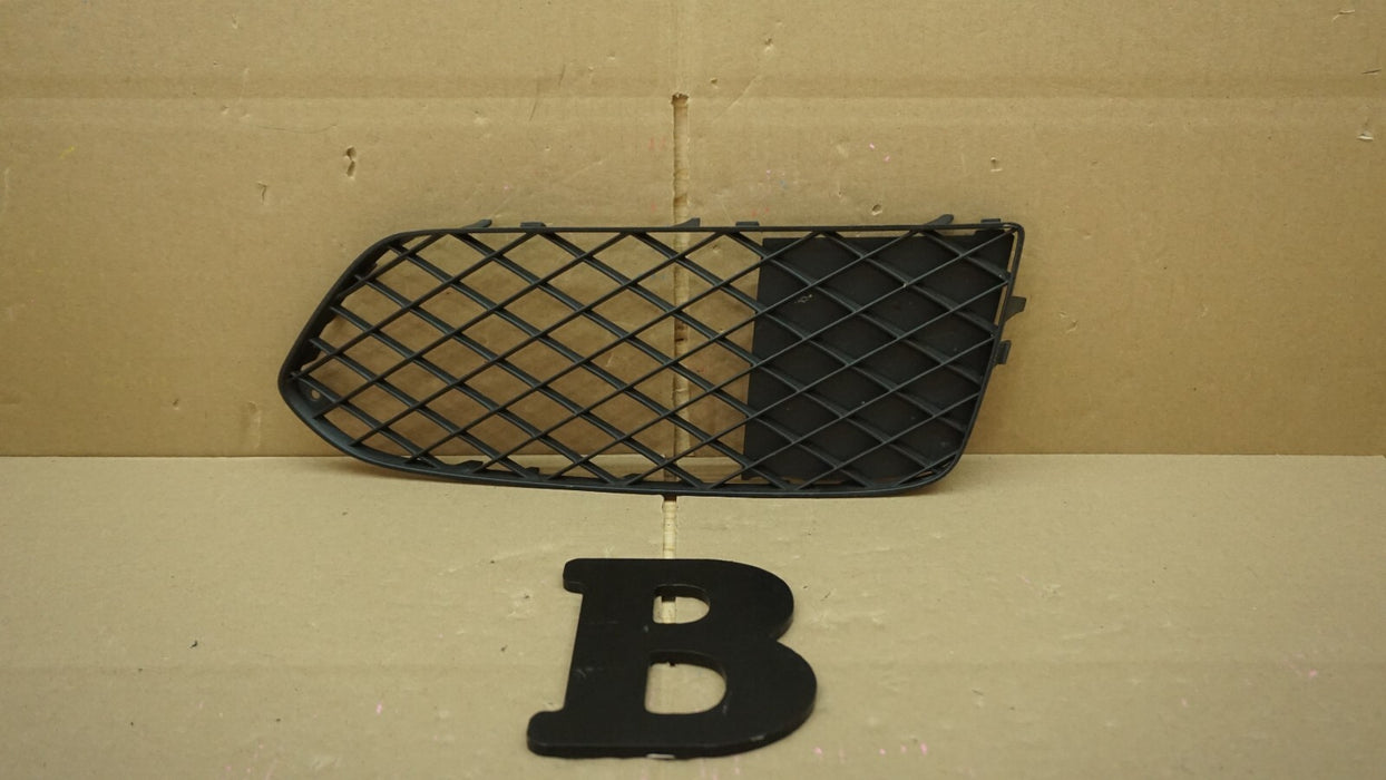 2017-2020 BENTLEY BENTAYGA FRONT BUMPER GRILLE GRILL OEM 36A 807 682 17 18 19 20