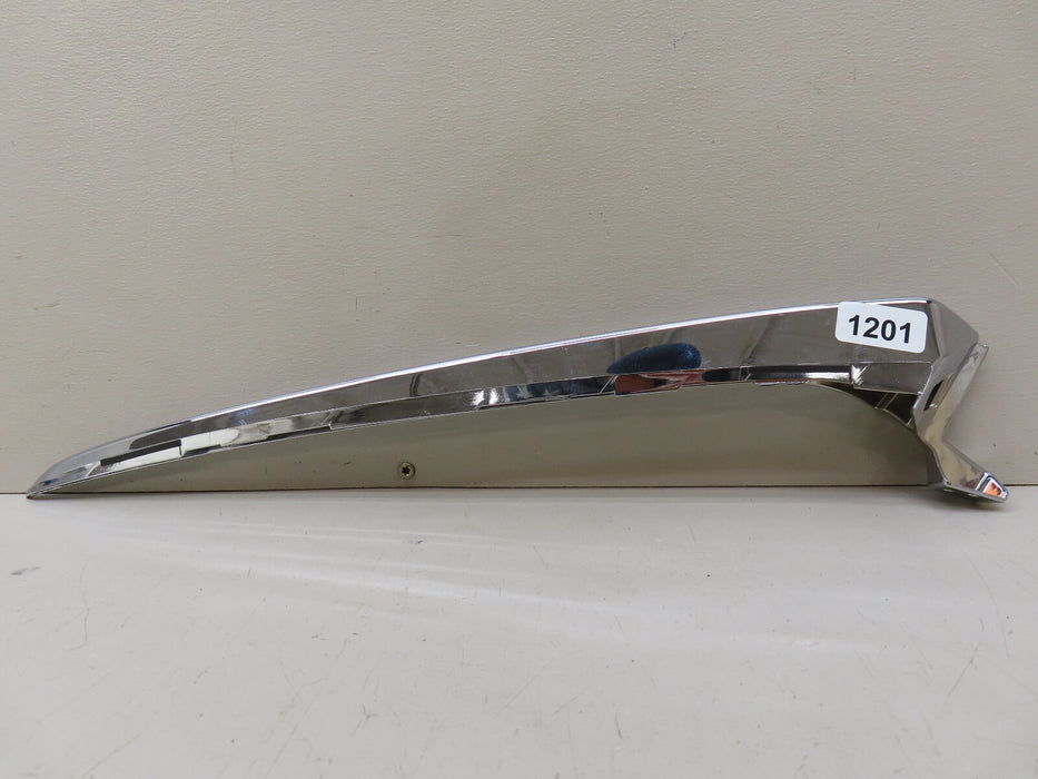 2023-2024 HONDA CR-V FRONT RIGHT HEADLIGHT  MOLDING TRIM OEM 33102-3A1-A010