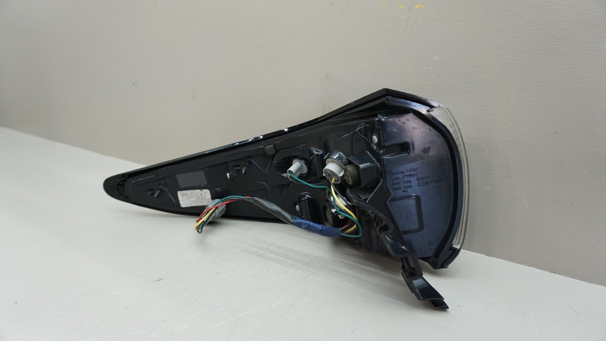 2015-2018 NISSAN MURANO REAR RH RIGHT PASSENGER SIDE TAIL LIGHT OEM