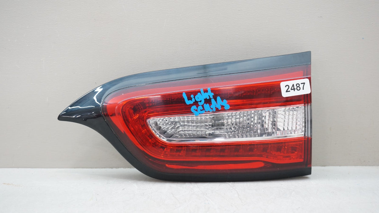 2014-2018 JEEP CHEROKEE REAR RIGHT PASSENGER SIDE INNER TAIL LIGHT OEM