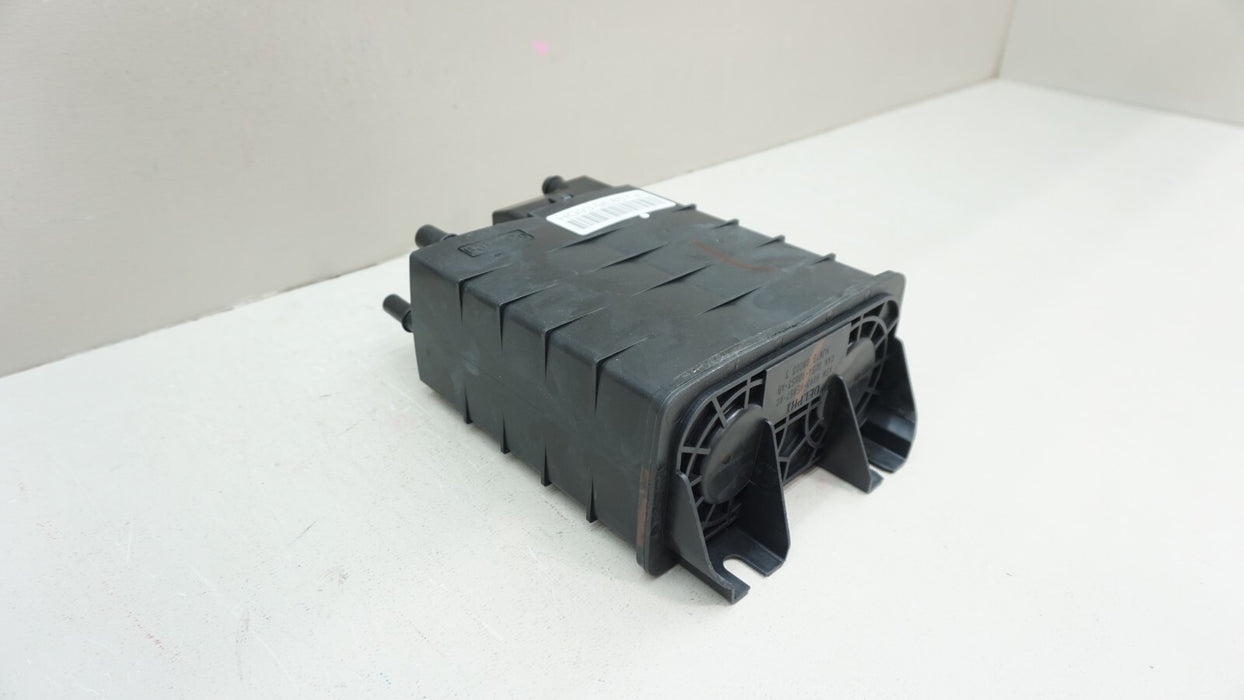 GENUINE FORD LINCOLN FUEL VAPOR CHARCOAL CANNISTER HG9Z-9D653-K OEM